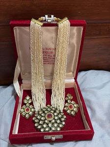 Kundan Jewellery Set
