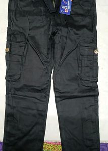Man 6 Pocket Cargo Pants
