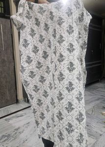 2 comboo White Floral Kurta