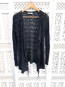 Chic Black Laced Open Front Cardigan B