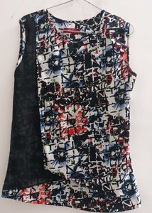 Floral Print Sleeveless Top