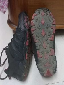 Bata&#39;s Black Sport Sheo