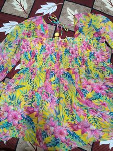 Floral Print Smocked Top