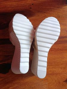 One Time Used Marc Loire Solid Heels