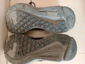 Nike Black Running Shoes Size 8UK