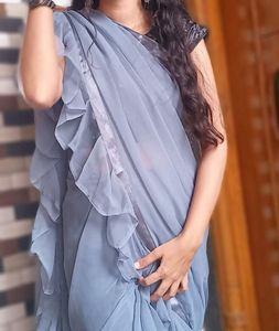 Gray Pleates Border Saree With Ready Blouse