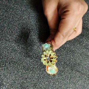 Bracelet/ Bangle