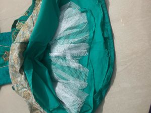Girl&#39;s Green &amp; Gold Dress