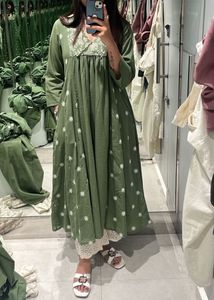 Olive Green Floral Embroidered Kurta