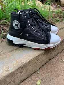 Converse (only 10 times used)