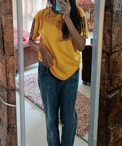 ADIDAS tshirt