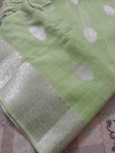 Unused Benarasi Saree With Blouse Piece