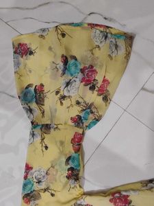 Floral Bell Sleeve Top