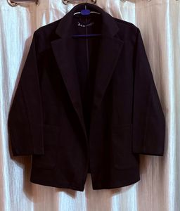 Zara Women’s Black Blazer