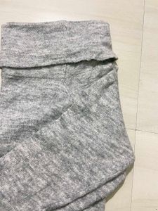 H&amp;M Gray Off-Shoulder Sweater