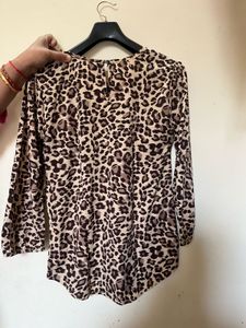Sale 🔥Tiger Print Top