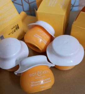 Dot & Key Vitamin C+E Super Bright Moisturizer