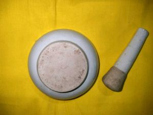 Mortar And Pestle of Size 3.5 Inch