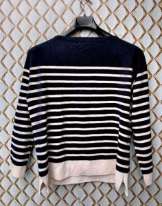 New with tag asthetic Striped Knit Sweater