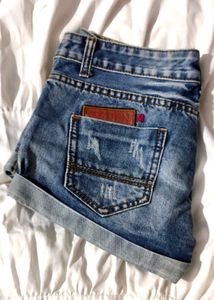 Distressed Denim Shorts 🩳🪄