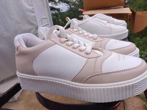 Men/Women Sneakers And Shoes