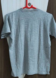 Grey Tshirt 🩶