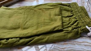 Beautiful Dupatta + Leggings Combo 💚