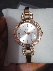 Dhubi Watch