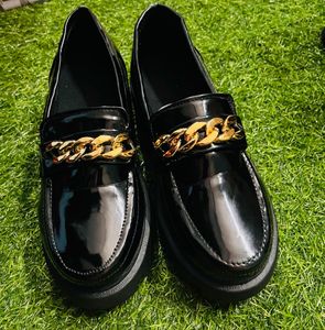 Chain Detail Loafers unused
