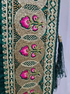 without blouse saree