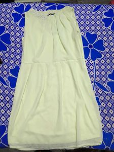Light Green Sleeveless Dress
