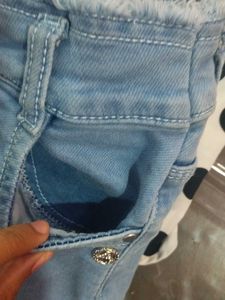 Chic Top &amp; Jeans Outfit