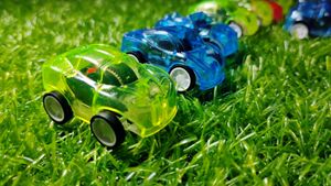 Mini Gear Car (Pack Of -12)