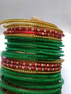 Bangle Set With Bindis