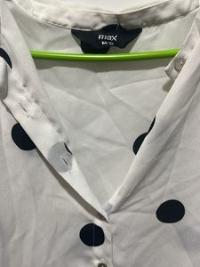 Polka Dots White Frill Max Top Can Be Worn Easily