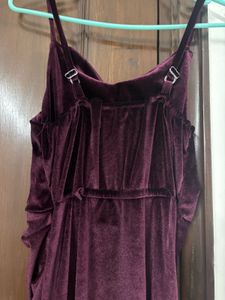 Burgundy Velvet Bodycon Dress