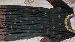 Emerald Green Embellished Kurti
