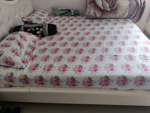 Floral Bedsheet
