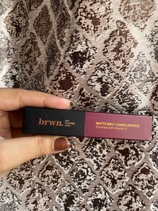 Brwn Liquid Lipstick ✨