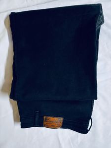 Straight Fit, Fully Stretchable, Black Jeans .
