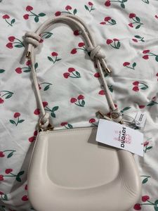 Savana Cream Knotted Handle Shoulder Bag