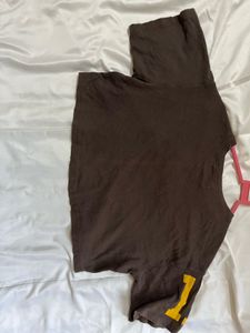 Yale University Cropped Tee