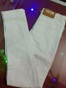 It Is Totally New But It&#39;s Tag Missing....White Jeans 👖 For Mens