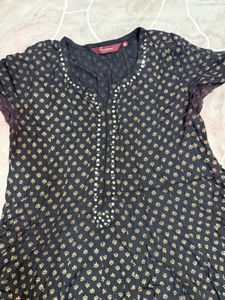 Elegant Printed Kurta