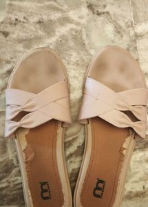 Cute Nude Bow Slides