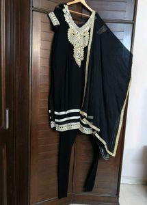 Women Black Thread Motif Embroidery Georgette Suit