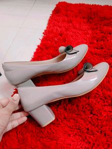 Heels From Kins