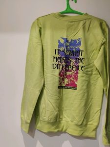 Sweatshirt
