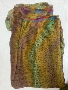 Green Patterned Scarf