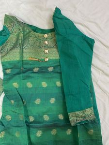 Emerald Green Floral Kameez Dupatta BanarsiSet